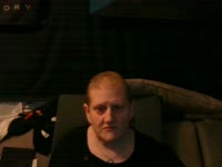 Ik ben een lieve maar ondeugende goedlachs , vriendelijk en speels