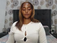 I consider myself as a romantic and charming woman, Sexy and loving