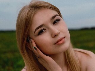 camslut webcam video AnnieMounten