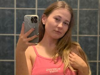 adultcam GlossyMonica