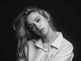 camgirl sex picture GwynethHibbits
