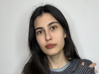 camslut naked HeleneSeright