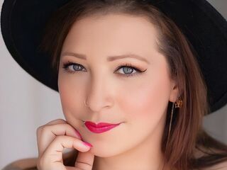 cam strip tease JadeMoreau