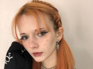 cam girl playing with dildo JaunitaHereth
