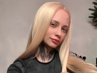 camgirl spreading pussy JulianeVerdier