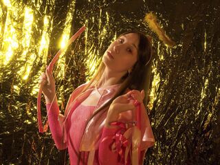 naughty cam girl fingering shaved pussy KarinaSunset