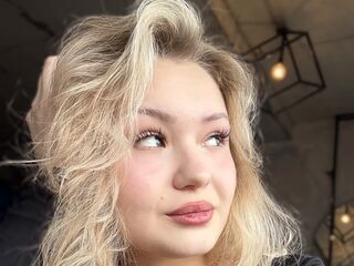 cam chatroom LavernaMonnot