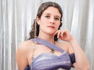 topless girl LiaSannin