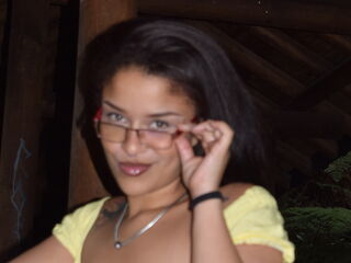 webcam babe chatroom LunaRuselly