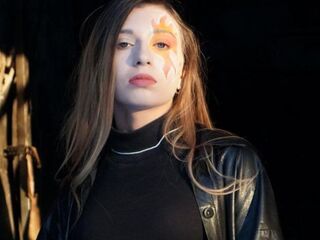 camgirl masturbating with sex toy MerlynHepburn