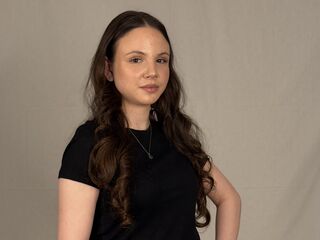 fingering girl chatroom RenateGitter