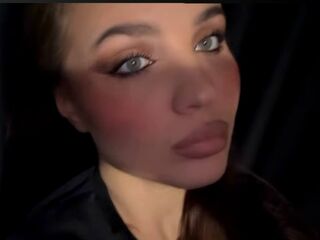 sexy camgirl chat SeemaRedhouse