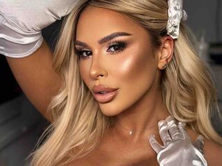 adult cam chat room SelenaVoss