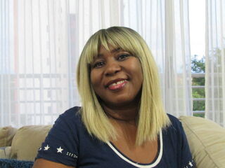 chat room sex webcam show LucylinBlack