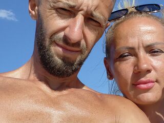 nude webcam DianaAndAndrey