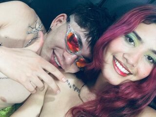 camgirl fucking live cam KevinAndVeronica