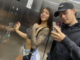 nude camgirl fucking PerlaAndTito