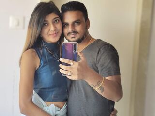 hot couple cam picture SaniyaRohit