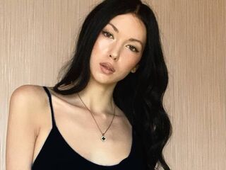 masturbating cam girl AishaWolf