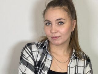 dirty cam show AislyBeat