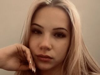 hot chatroom AletaKunde