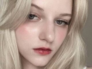 beautiful webcamgirl AliceBacer