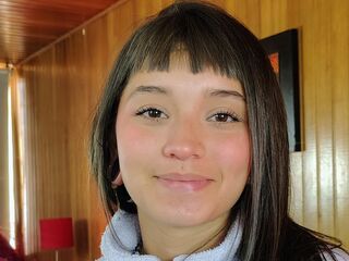 hot camwhore AliceMorely