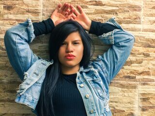 camgirl showing tits AlishaSantur