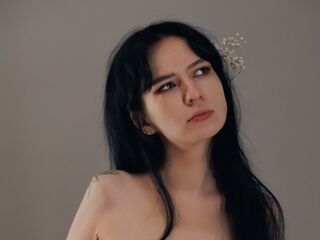 naked cam girl masturbating with vibrator AlisseKen