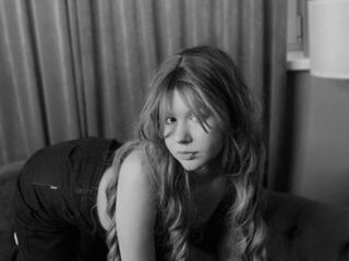 camgirl live sex AmmyHoney
