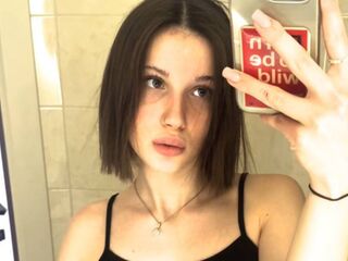naked cam girl masturbating AsaCrystal
