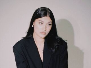 naughty camwhore AsiaShifman