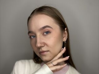 beautiful girl webcam AudreyHermet