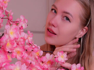 naked webcam girl BertaTurro