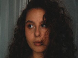 naked camgirl BertieSiegers