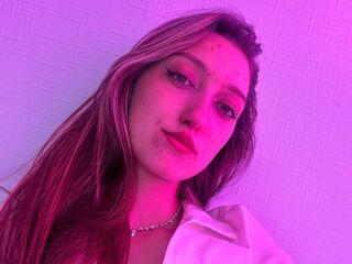 sexy camgirl chat BrandieBeninati