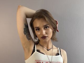 chatroom cam CammiePratten