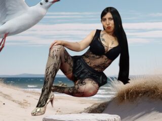 cam girl fingering pussy CelesteArdient