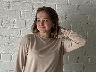 free nude live show ChristiaBenoy