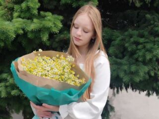 hot naked cam girl ChristieBrozyna