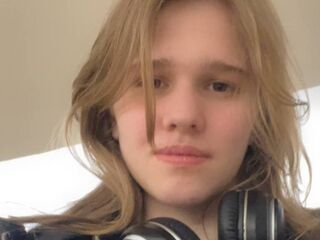 naked cam girl ChristieDemaline