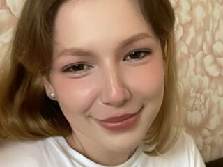 webcam bitch chatroom ChunYundt