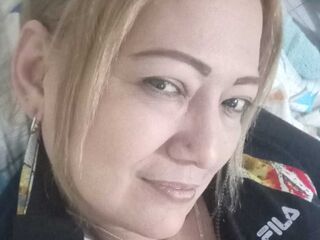 hot cam girl fingering pussy ClauSommers