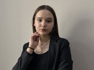 cam girl masturbating with sextoy CletaBooth