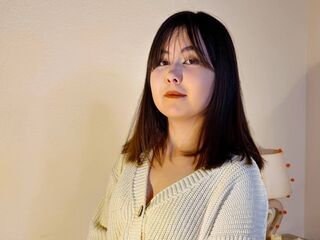 girl fingering pussy CrystalClarkk