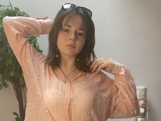 sexy camgirl CweneClose