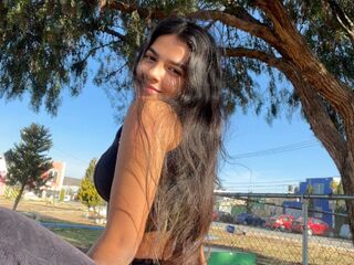 cam girl showing tits DeviColins