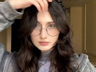 adult cam DianneBrowie