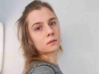 camwhore naked DonnettaLorino