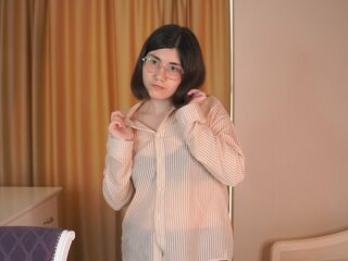 naked camgirl fingering pussy EleanorPaisley